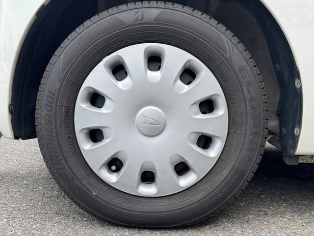 2008 Daihatsu JDM car for sale — photo 12 of 25