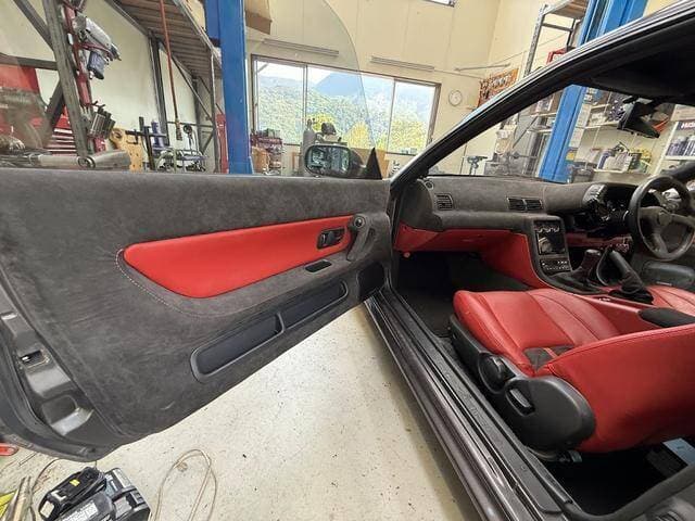 1992 Nissan Skyline JDM car for sale — photo 14 of 19