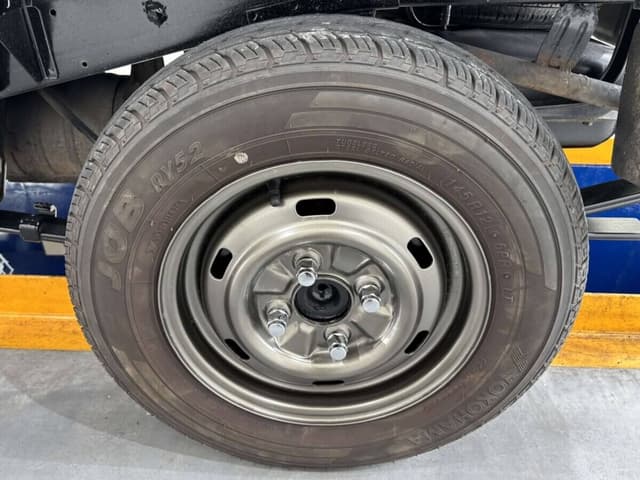 1996 Suzuki Carry JDM car for sale — photo 2 of 6