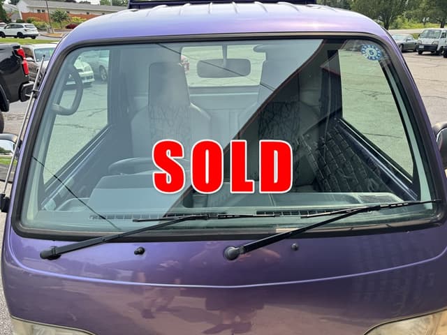1998 Mitsubishi Minicab JDM car for sale — photo 18 of 25