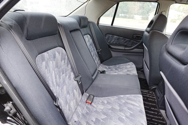 1998 Nissan Skyline JDM car for sale — photo 11 of 13