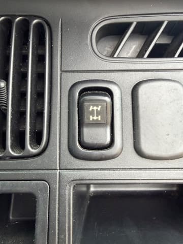 1999 Daihatsu Hijet JDM car for sale — photo 19 of 20