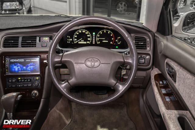1997 Toyota Cresta JDM car for sale — photo 3 of 25