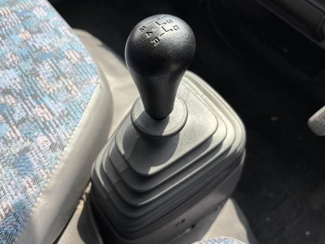 1998 Nissan Atlas JDM car for sale — photo 19 of 25