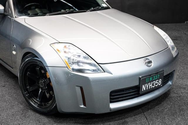 2005 Nissan Fairlady Z JDM car for sale — photo 12 of 17