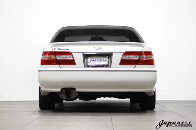1997 Nissan Cima JDM car for sale — photo 7 of 25