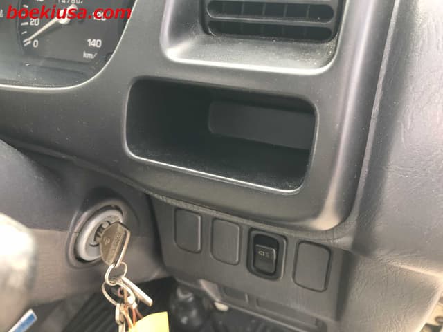 2000 Daihatsu Hijet JDM car for sale — photo 16 of 21