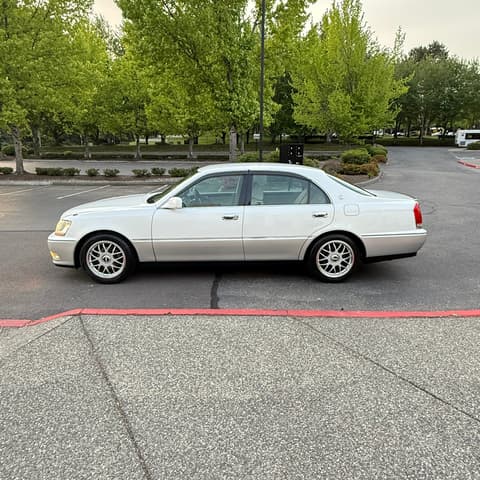 2001 Toyota Crown JDM car for sale — photo 4 of 17