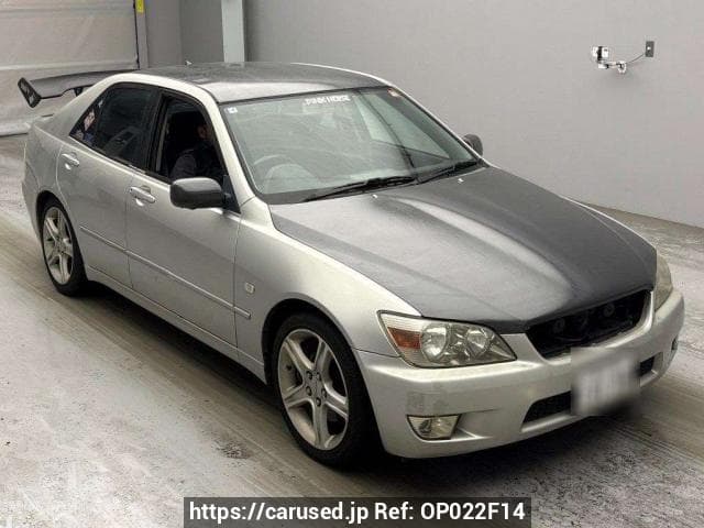 1998 Toyota Altezza JDM car for sale — photo 3 of 3