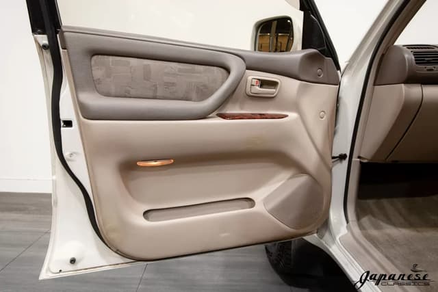 1998 Toyota Land Cruiser JDM car for sale — photo 19 of 25