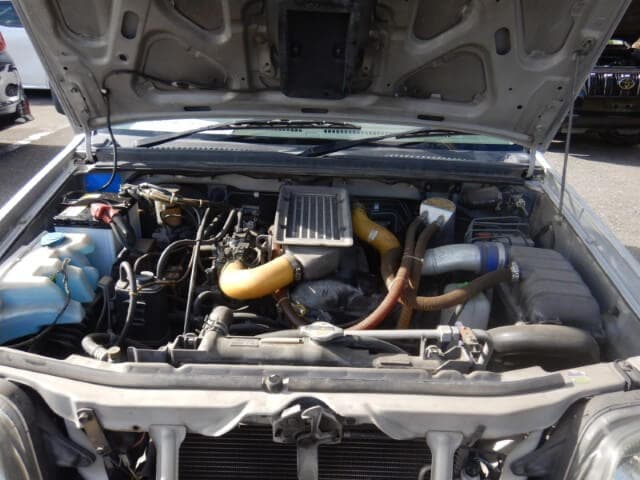 2000 Suzuki Jimny JDM car for sale — photo 4 of 8