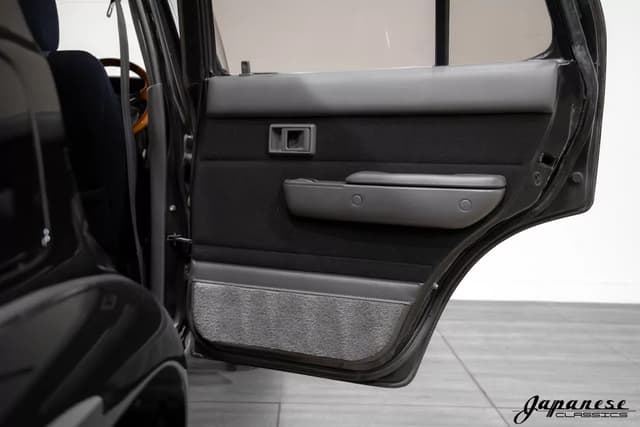 1995 Toyota Hilux Surf JDM car for sale — photo 20 of 25