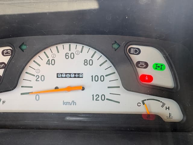 1997 Mitsubishi Minicab JDM car for sale — photo 14 of 25