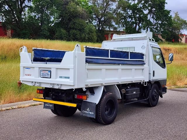 1996 Mitsubishi Canter JDM car for sale — photo 6 of 24