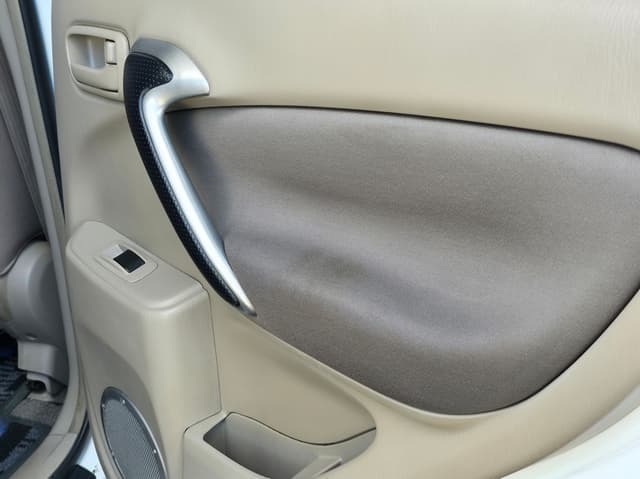 2000 Toyota RAV4 JDM car for sale — photo 8 of 25