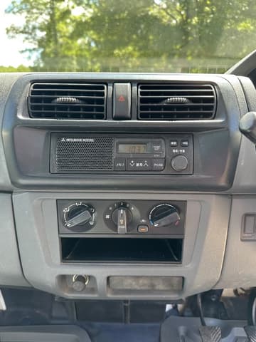 2000 Mitsubishi Minicab JDM car for sale — photo 20 of 25