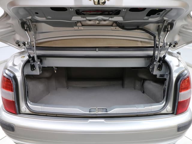 1998 Nissan March JDM car for sale — photo 24 of 25