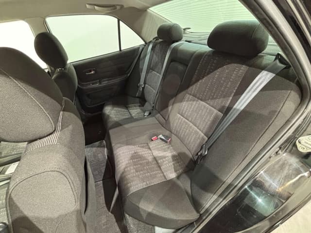 2000 Toyota Altezza JDM car for sale — photo 20 of 25