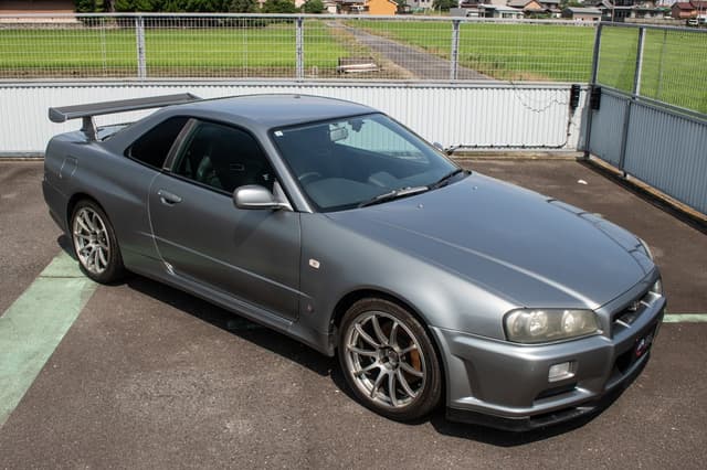 2001 Nissan Skyline JDM car for sale — photo 17 of 25