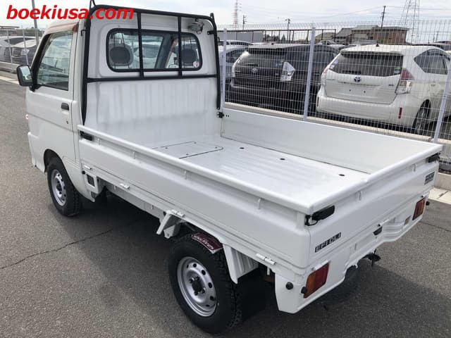 2000 Daihatsu Hijet JDM car for sale — photo 3 of 21