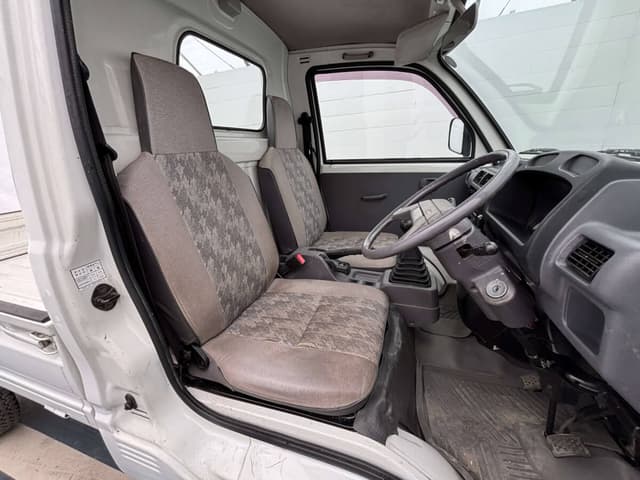 1996 Mitsubishi Minicab JDM car for sale — photo 9 of 25