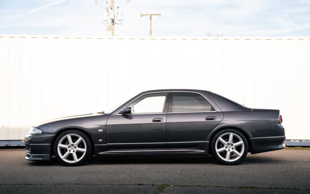 1995 Nissan Skyline JDM car for sale — photo 3 of 12