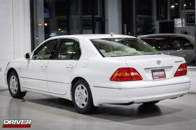 2000 Toyota Celsior JDM car for sale — photo 2 of 23
