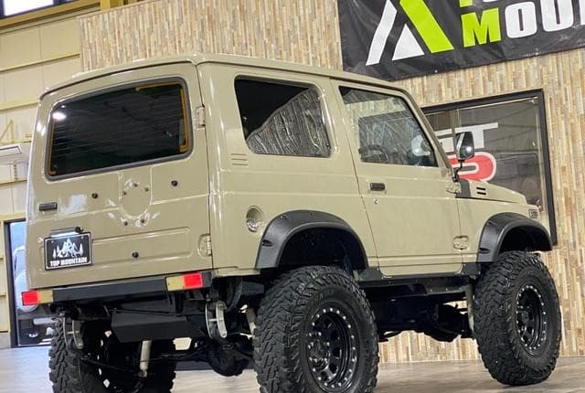 1995 Suzuki Jimny JDM car for sale — photo 4 of 12
