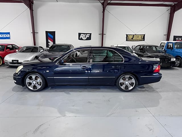 2000 Toyota Celsior JDM car for sale — photo 2 of 25