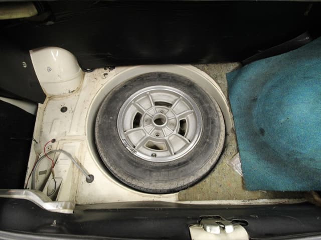 1976 Mazda Cosmo JDM car for sale — photo 24 of 25