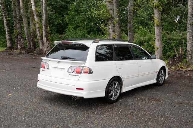 2001 Toyota Caldina JDM car for sale — photo 6 of 13