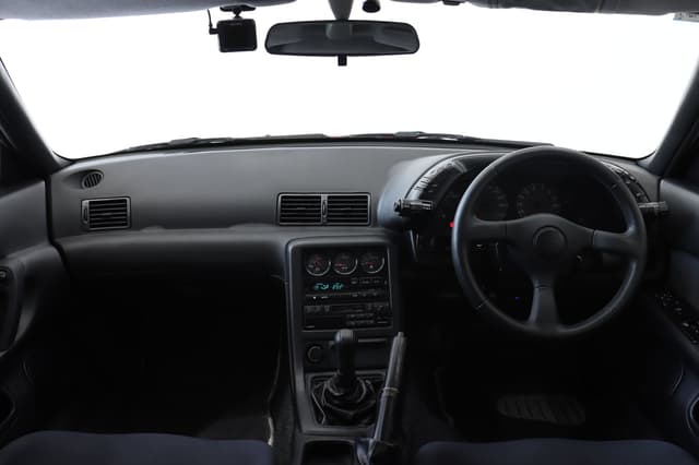 1994 Nissan Skyline JDM car for sale — photo 15 of 25
