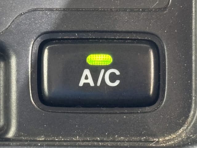 2000 Suzuki Jimny JDM car for sale — photo 19 of 25