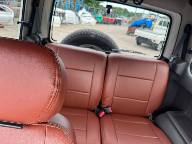1997 Suzuki Jimny JDM car for sale — photo 13 of 14