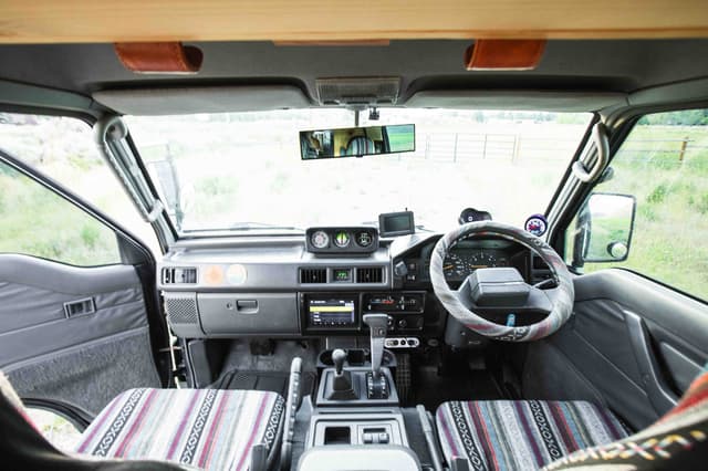 1995 Mitsubishi Delica JDM car for sale — photo 20 of 25