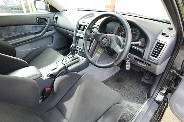 1998 Nissan Skyline JDM car for sale — photo 14 of 17