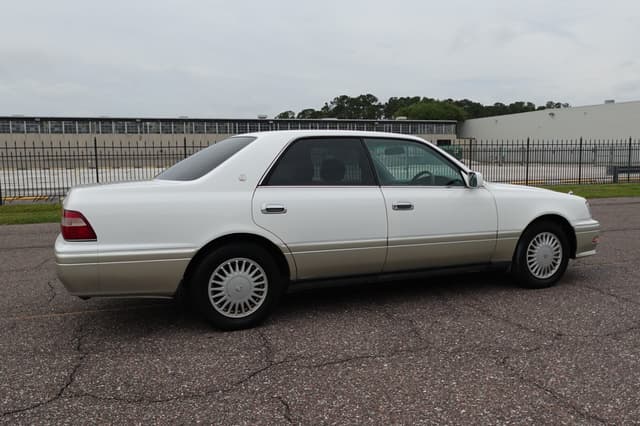1995 Toyota Crown JDM car for sale — photo 6 of 19