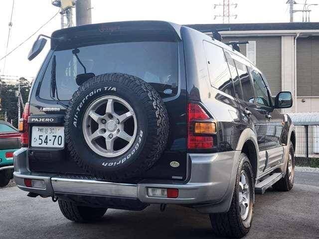 2001 Mitsubishi Pajero JDM car for sale — photo 7 of 20