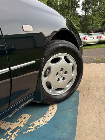 2000 Toyota Celsior JDM car for sale — photo 4 of 24