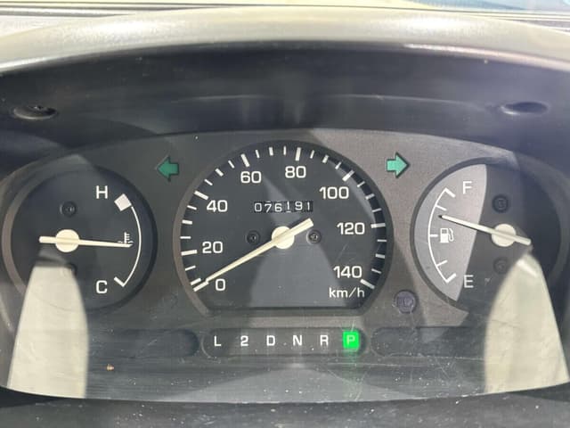 1999 Daihatsu Hijet JDM car for sale — photo 7 of 23