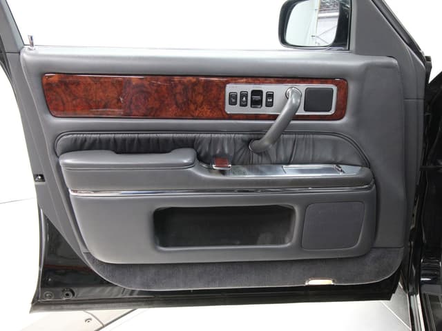 1997 Toyota Century JDM car for sale — photo 21 of 25