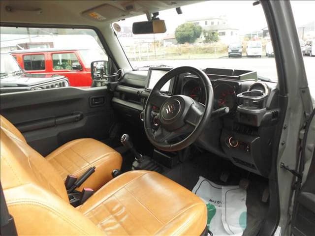 1990 Suzuki Jimny JDM car for sale — photo 3 of 13