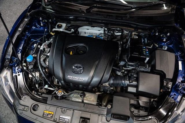 2012 Mazda Atenza JDM car for sale — photo 12 of 19