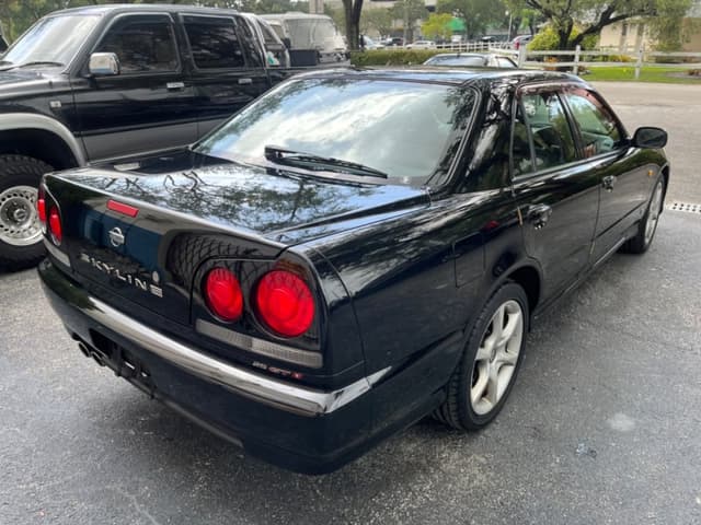 1998 Nissan Skyline JDM car for sale — photo 7 of 17