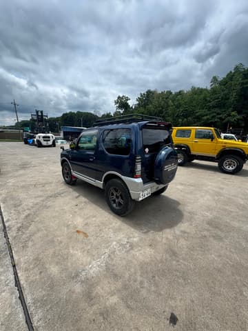 2000 Suzuki Jimny JDM car for sale — photo 3 of 16