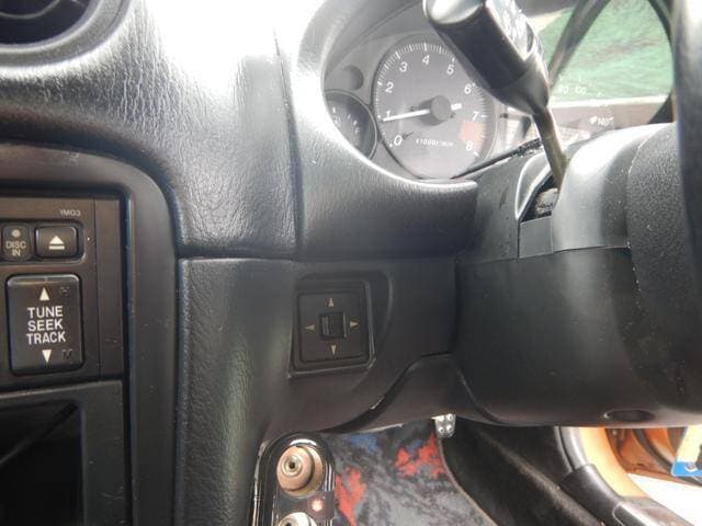 1998 Mazda Roadster (Eunos Roadster / MX-5) JDM car for sale — photo 17 of 20
