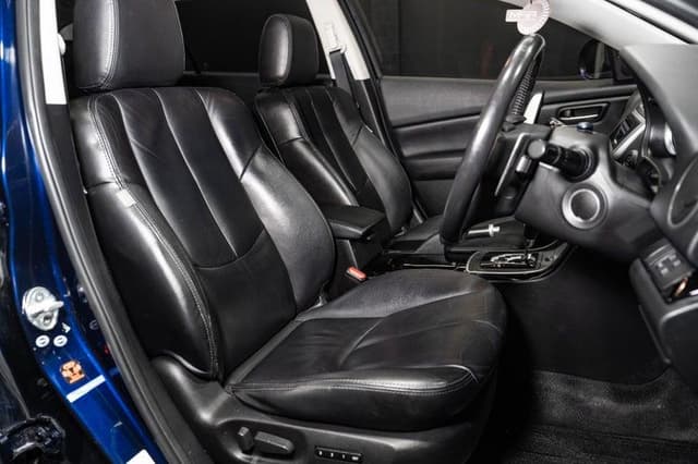 2008 Mazda Atenza JDM car for sale — photo 12 of 16