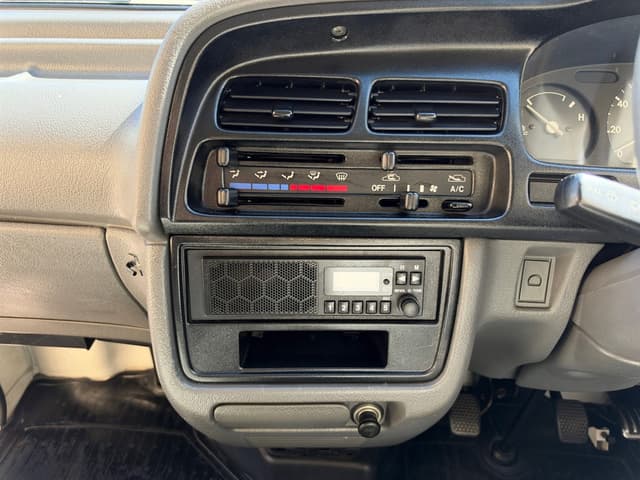 1998 Suzuki Every JDM car for sale — photo 19 of 20