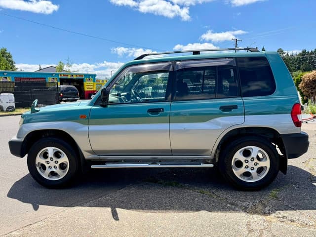 1999 Mitsubishi Pajero JDM car for sale — photo 5 of 25