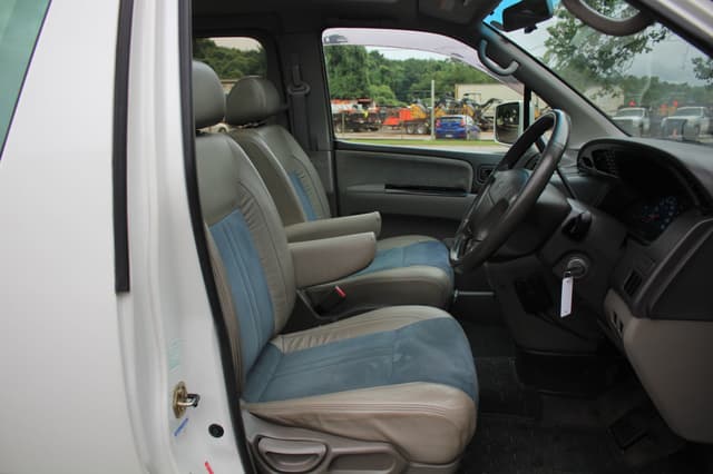 1998 Nissan Caravan JDM car for sale — photo 19 of 25